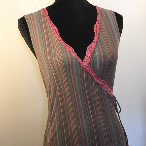 ✨ 2/$15 SALE! Sweet Pea Multi-color Striped  Tank - Picture 3 of 6